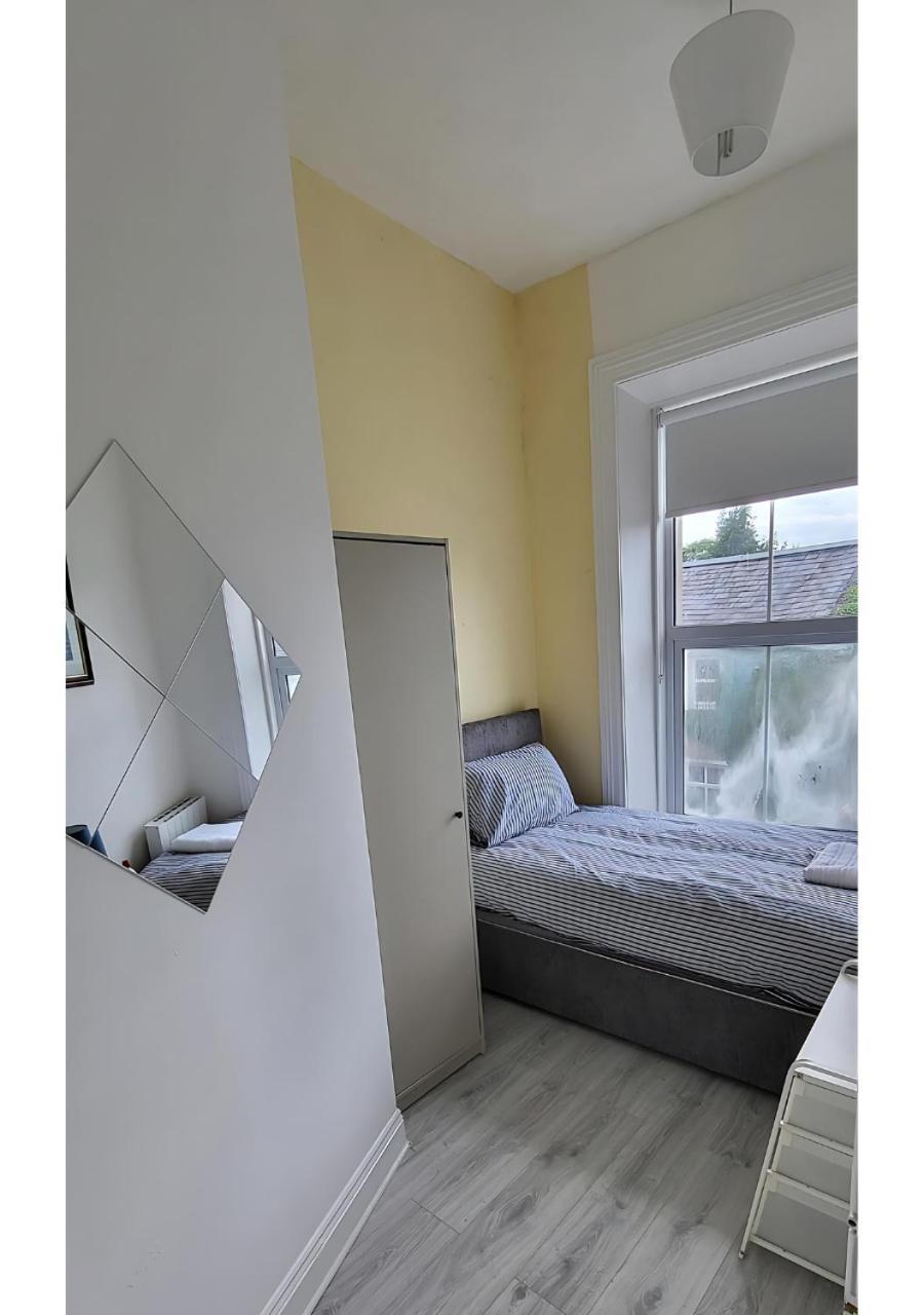 Naas Town - Budget Double Bedrooms المظهر الخارجي الصورة